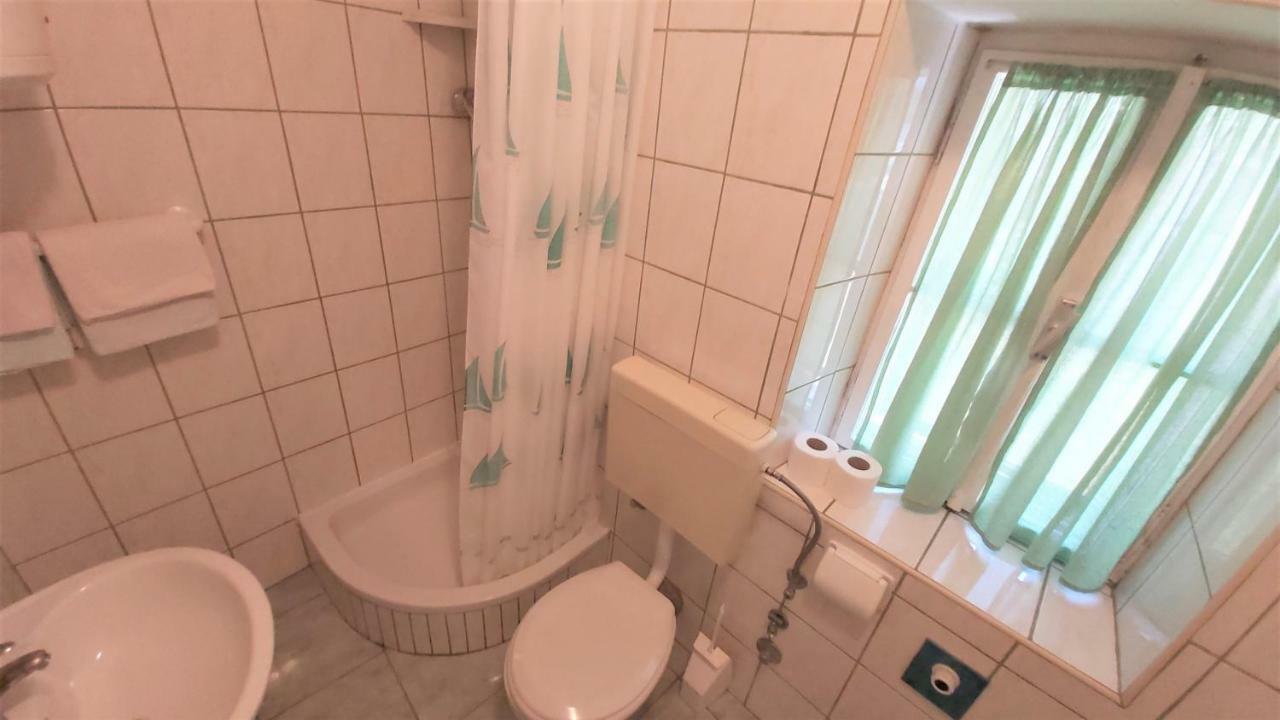 Apartment Mandic Omiš Exterior foto